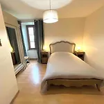 Hébergement de vacances Manoir De L Aubos *