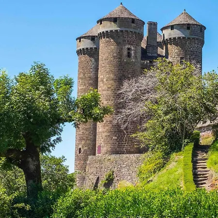 Manoir De L Aubos