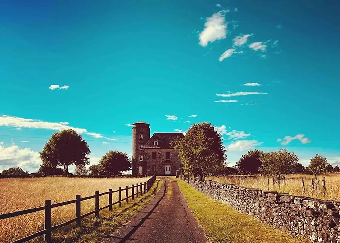 Manoir De L Aubos Дом отдыха Pleaux