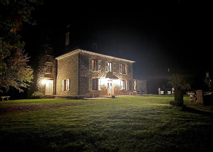 Manoir De L Aubos Дом отдыха Pleaux